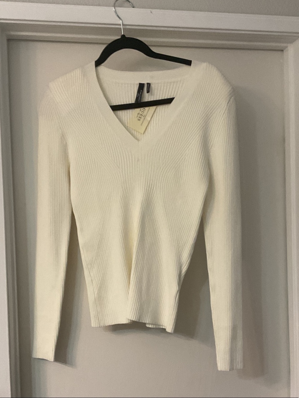 Marciano Cream Ribbed V-Neck Sweater
